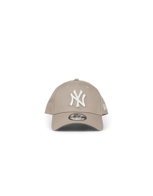 NY Yankees League Essential