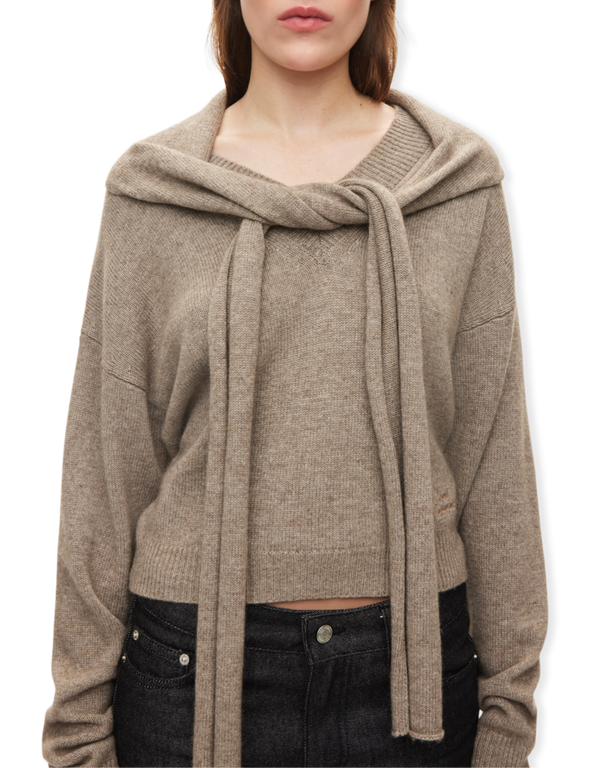 Alvin V-Neck Jumper