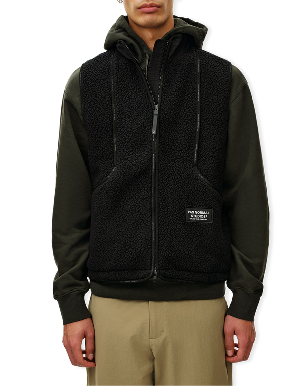 Off-Race Pile Fleece Vest
