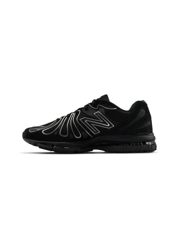 New Balance 1890 Black sneakers