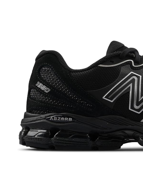 New Balance 1890 Black sneakers