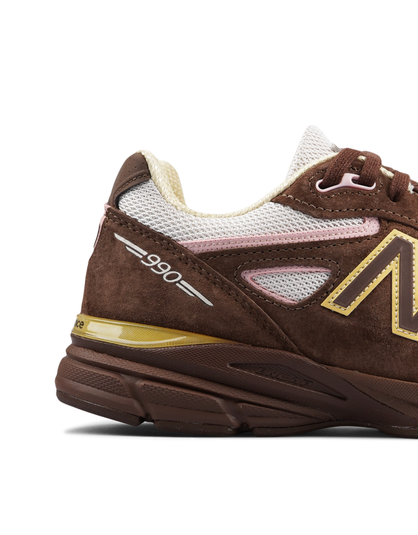 New Balance 990IC4 Pumpernickel sneakers