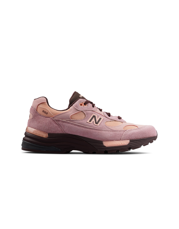 New Balance 992PK Pink Chalk sneakers