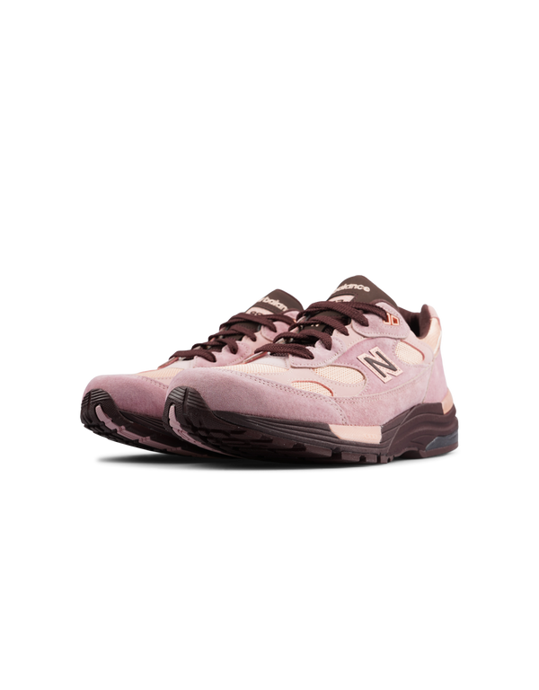 New Balance 992PK Pink Chalk sneakers