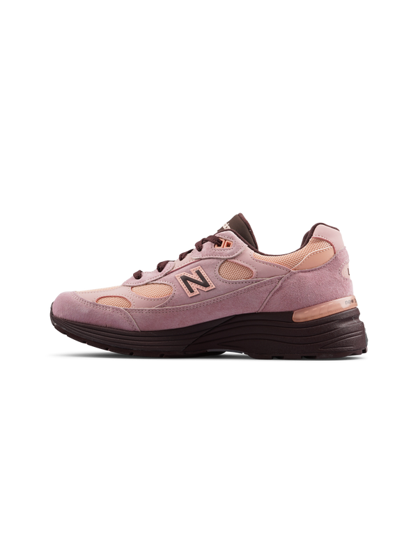 New Balance 992PK Pink Chalk sneakers