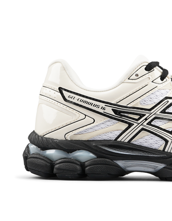 ASICS GEL-Cumulus 16 White sneakers