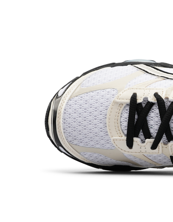 ASICS GEL-Cumulus 16 White sneakers