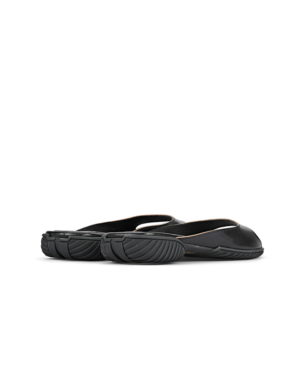 Yachay Slide Sandals
