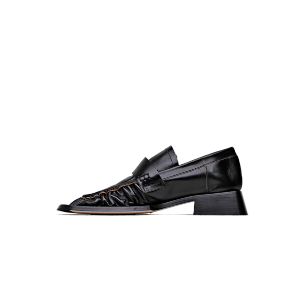 Airi Loafers