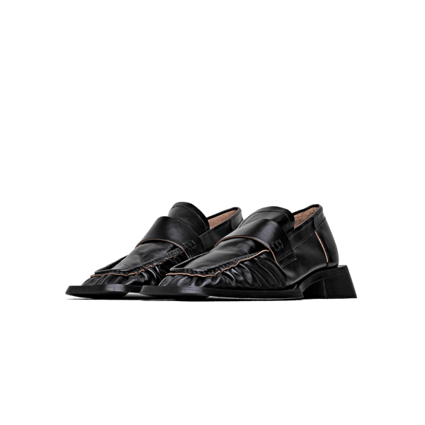 Airi Loafers
