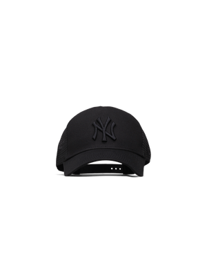 NY Yankees Clean Trucker Cap