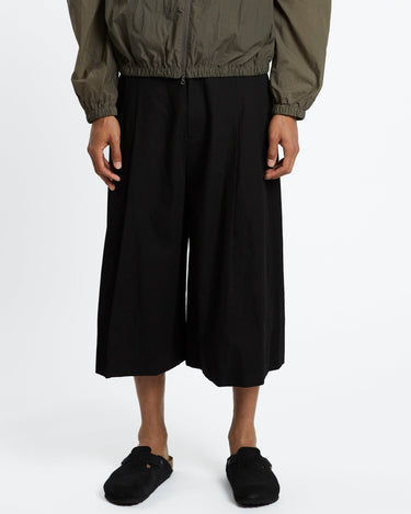 Amomento Wide Bermuda Pants | Rezet Store