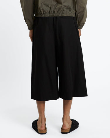 Amomento Wide Bermuda Pants | Rezet Store